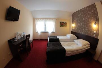 Фото номера Двухместный номер с 1 кроватью или 2 отдельными кроватями Отель Hotel Alta г. Brzozów 15